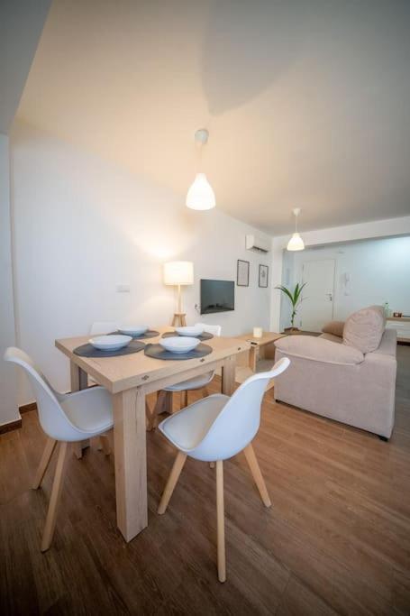 California Apartament Duenas Севилья Экстерьер фото
