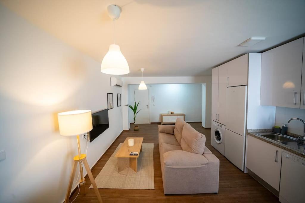 California Apartament Duenas Севилья Экстерьер фото
