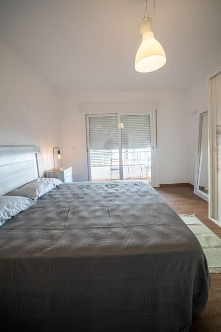 California Apartament Duenas Севилья Экстерьер фото