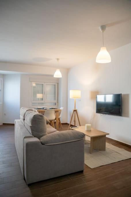 California Apartament Duenas Севилья Экстерьер фото