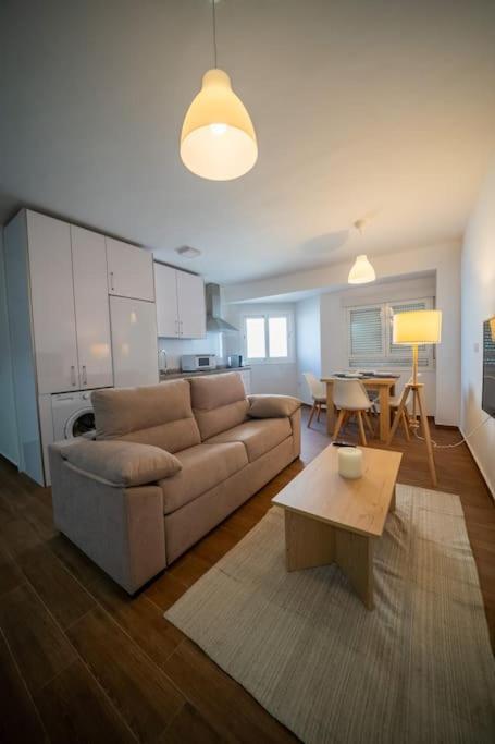 California Apartament Duenas Севилья Экстерьер фото