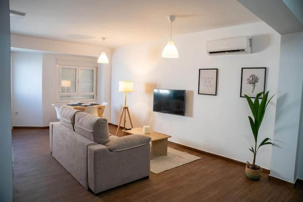 California Apartament Duenas Севилья Экстерьер фото