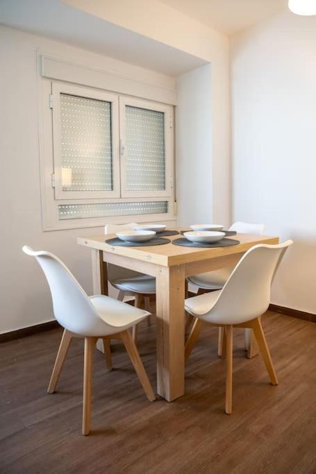 California Apartament Duenas Севилья Экстерьер фото