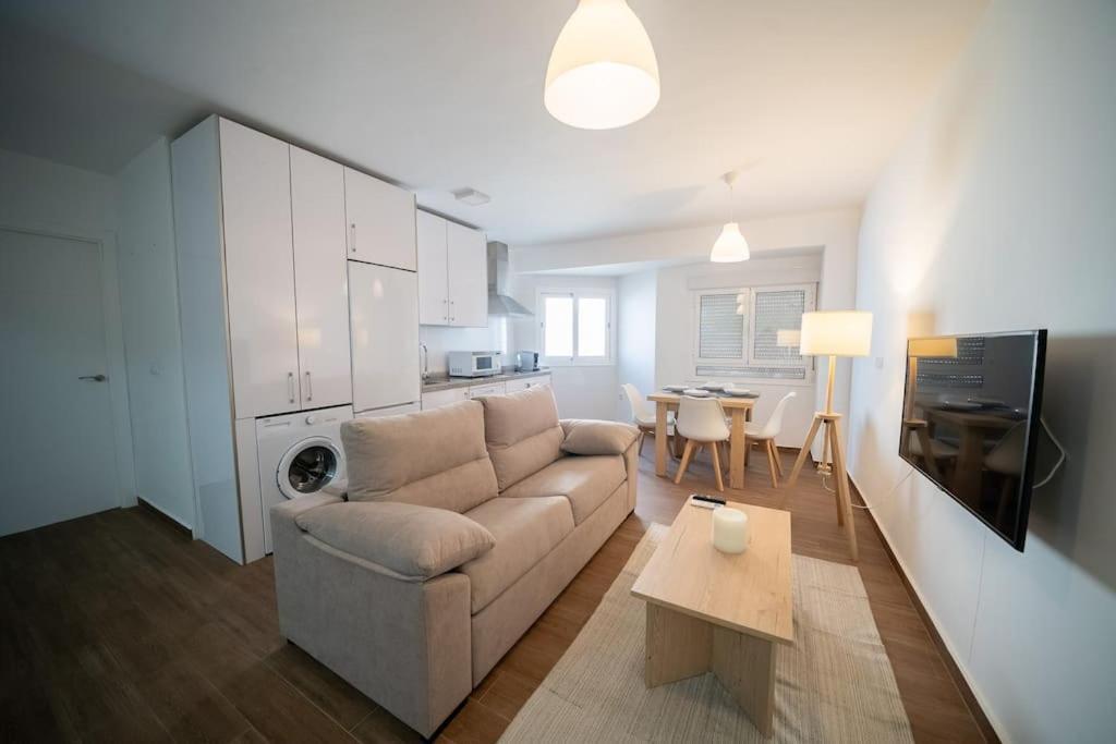 California Apartament Duenas Севилья Экстерьер фото